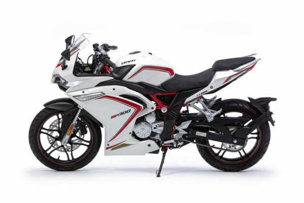 Мотоцикл дорожный VOGE (Воге) 300RR (2021) с ПТС